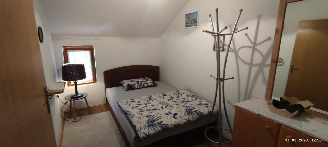 Apartamento Liammarco Plaški Exterior foto